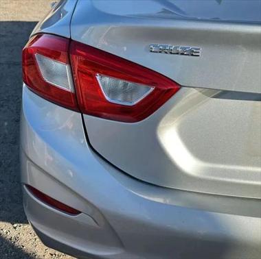 2016 Chevrolet Cruze LS Auto