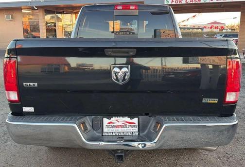 2018 RAM 1500 SLT