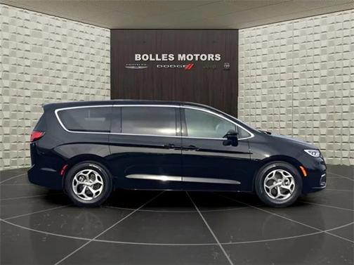 2024 Chrysler Pacifica Limited