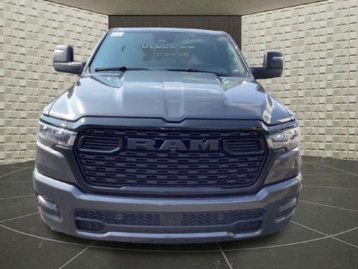 Granite Crystal Clearcoat Metallic 2026 RAM 1500 Big Horn/Lone Star