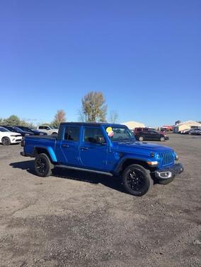 2021 Jeep Gladiator Sport