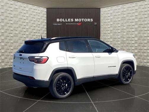 2022 Jeep Compass Altitude