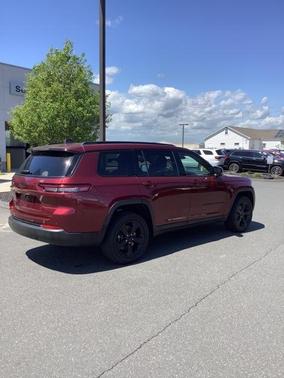 2021 Jeep Grand Cherokee L Laredo
