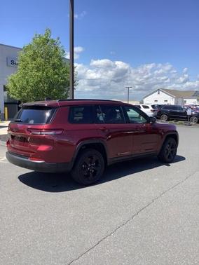 2021 Jeep Grand Cherokee L Laredo