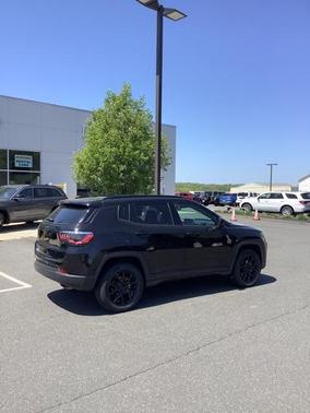 2022 Jeep Compass Altitude