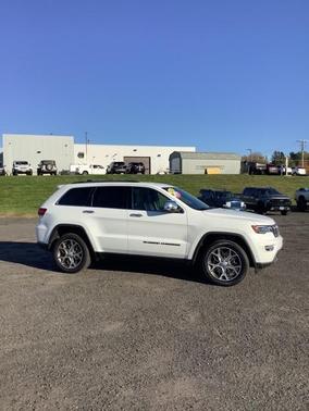 2022 Jeep Grand Cherokee WK Limited