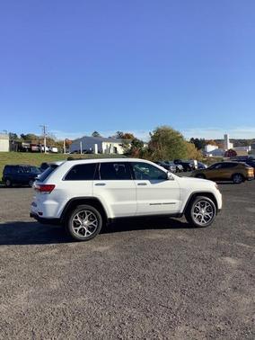 2022 Jeep Grand Cherokee WK Limited