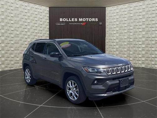 2022 Jeep Compass Latitude Lux