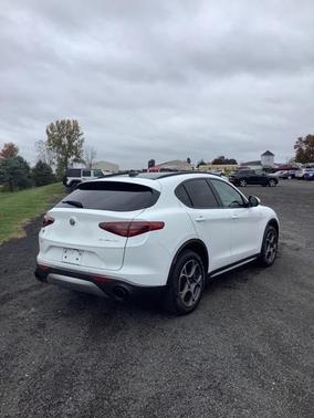 2022 Alfa Romeo Stelvio Ti