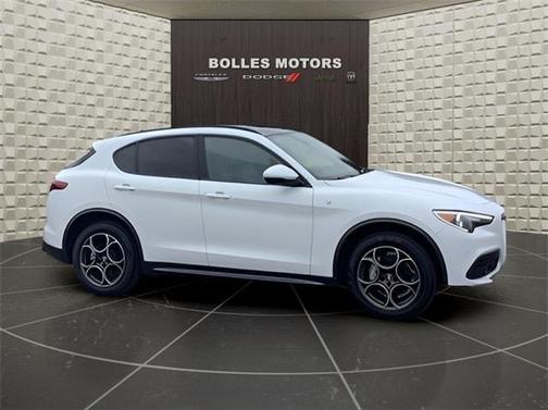2022 Alfa Romeo Stelvio Ti