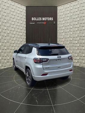 Silver Zynith 2025 Jeep Compass Limited