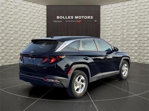 2024 Hyundai TUCSON SE