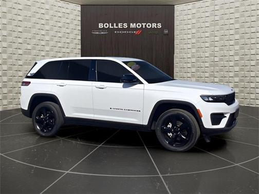 2023 Jeep Grand Cherokee Altitude