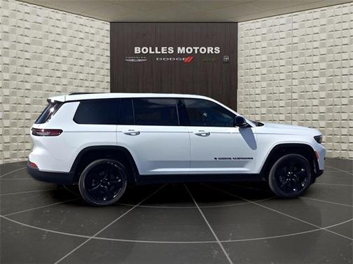 2024 Jeep Grand Cherokee L Laredo