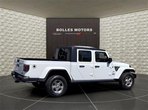 2021 Jeep Gladiator Sport