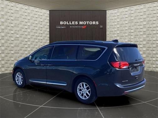 2020 Chrysler Pacifica Touring-L