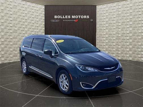 2020 Chrysler Pacifica Touring-L