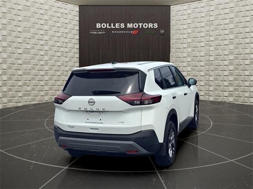 2022 Nissan Rogue S