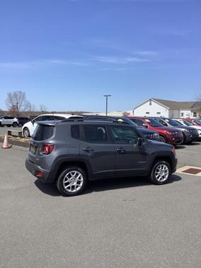 2022 Jeep Renegade Latitude