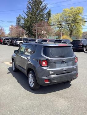 2022 Jeep Renegade Latitude