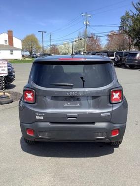 2022 Jeep Renegade Latitude