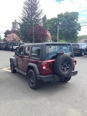 2022 Jeep Wrangler Unlimited Sport