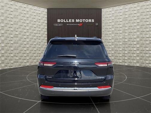 2023 Jeep Grand Cherokee Laredo