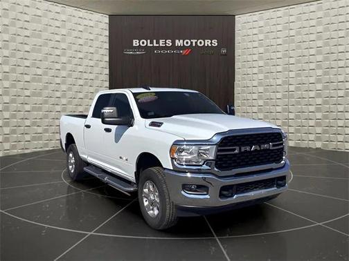 2024 RAM 2500 Big Horn Crew Cab 4x4 64' Box