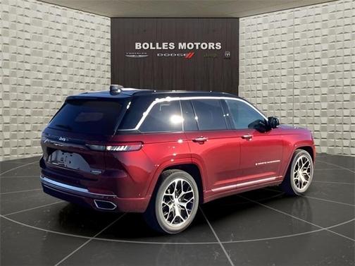 2025 Jeep Grand Cherokee Summit