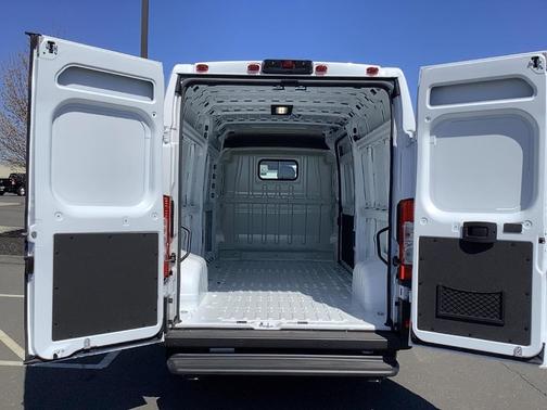 2025 RAM ProMaster 2500 High Roof