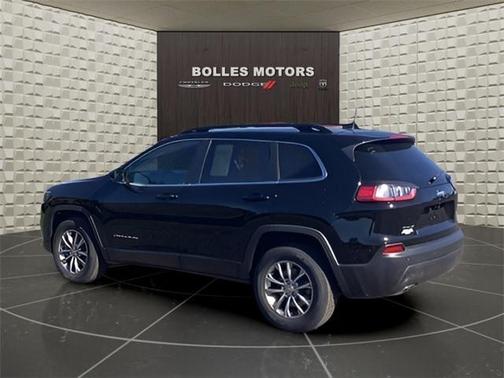 2022 Jeep Cherokee Latitude Lux