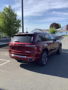 2024 Jeep Grand Cherokee 4xe Overland