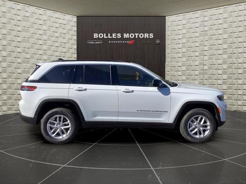 2025 Jeep Grand Cherokee Laredo X