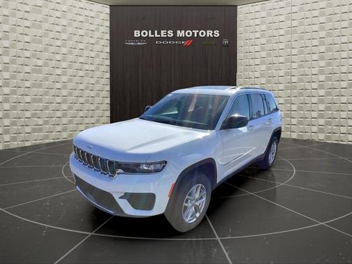 2025 Jeep Grand Cherokee Laredo X
