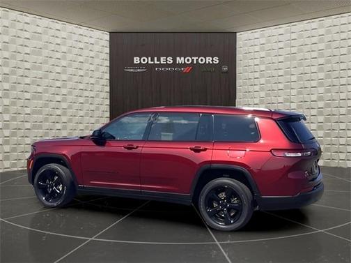 2022 Jeep Grand Cherokee L Laredo