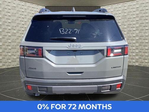 Sting Gray Clearcoat 2026 Jeep Cherokee LAREDO/LIMITED