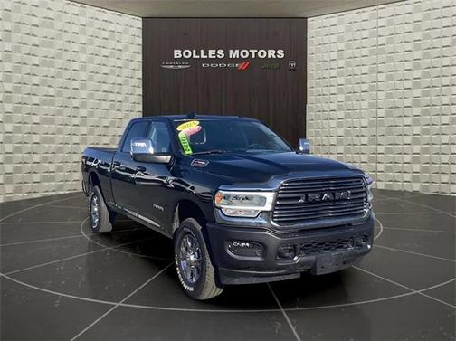 2024 RAM 2500 Laramie Crew Cab 4x4 64' Box