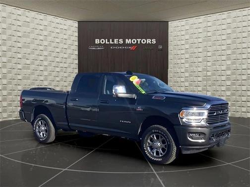 2024 RAM 2500 Laramie Crew Cab 4x4 64' Box