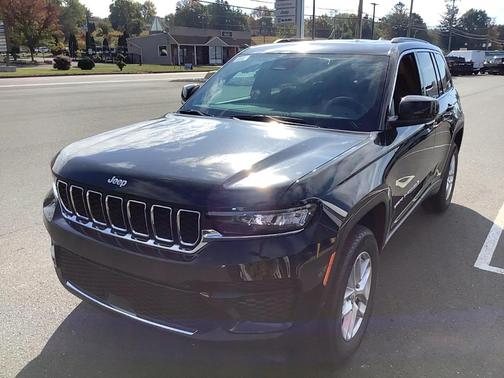 2025 Jeep Grand Cherokee Laredo X