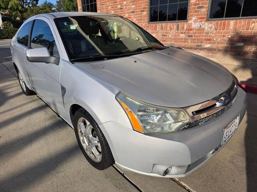 2008 Ford Focus SES