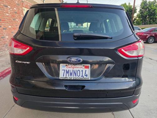 2016 Ford Escape S