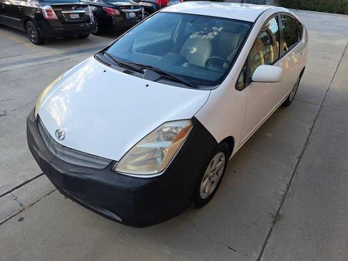 2004 Toyota Prius Base