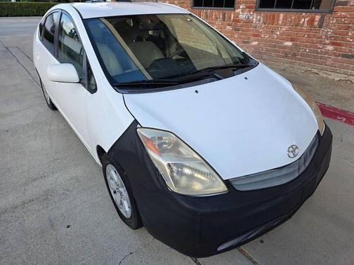 2004 Toyota Prius Base