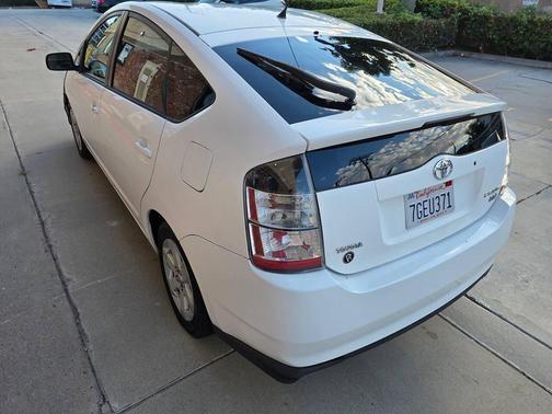 2004 Toyota Prius Base