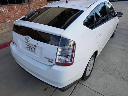 2004 Toyota Prius Base
