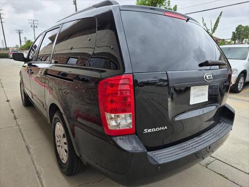 2014 Kia Sedona LX