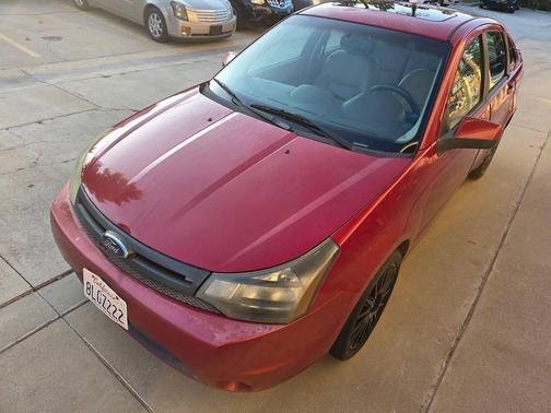 Sangria Red Metallic 2010 Ford Focus SES