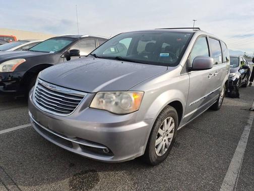 2014 Chrysler Town & Country Touring