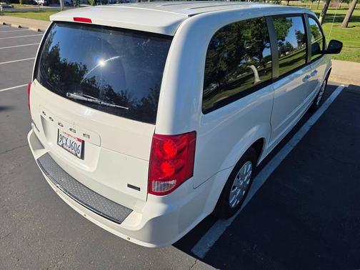 2011 Dodge Grand Caravan Express