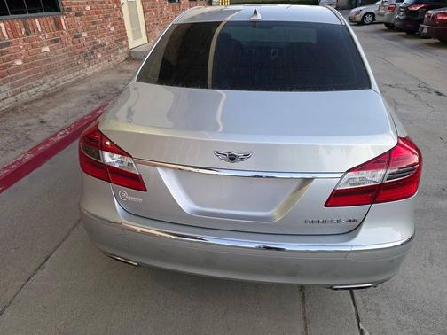 2012 Hyundai Genesis 4.6